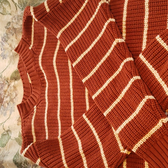 Sweater,  rust colored - Picture 3 of 4
